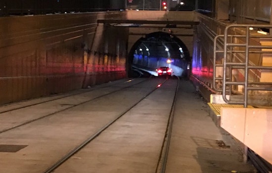 Yet Another Driver Gets Stuck After Wrongly Entering Sunset Tunnel