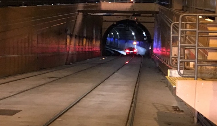Yet Another Driver Gets Stuck After Wrongly Entering Sunset Tunnel