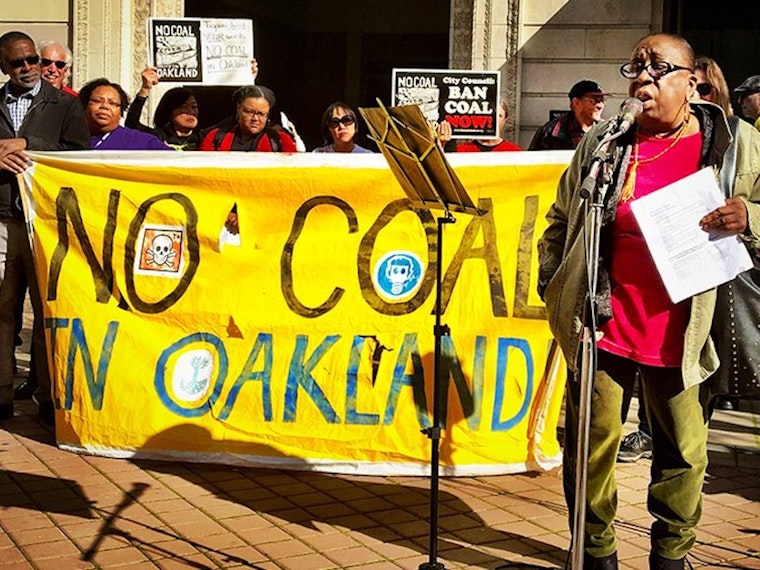 Activists Urge Developer To Drop Lawsuit Against Oakland's Coal Ban