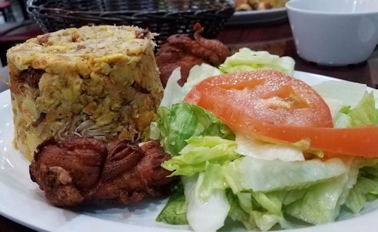 Las Palmas Dominicanas brings Caribbean eats to Bayside