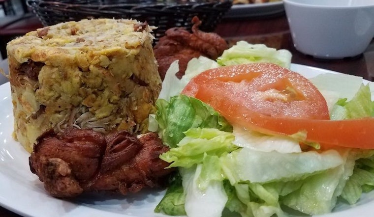 Las Palmas Dominicanas brings Caribbean eats to Bayside