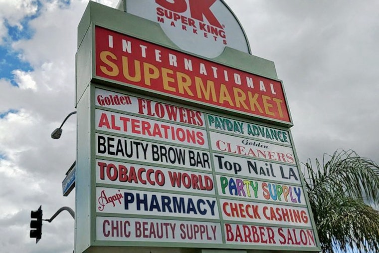 New grocery store Super King Markets now open in Glendale