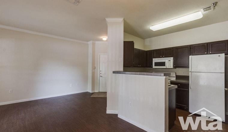What does $800 rent you in San Antonio, today?