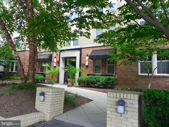 Check out today's cheapest rentals in Downtown Washington