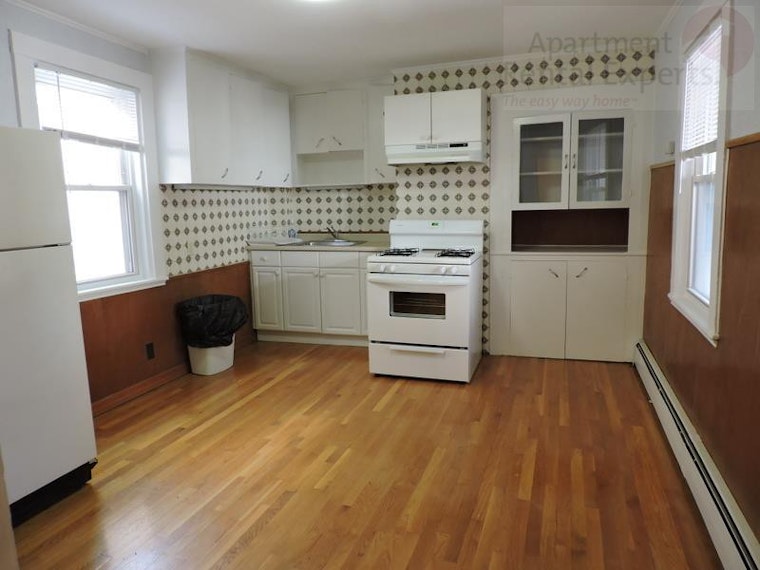 What's the cheapest rental available in Mid-Cambridge, right now?