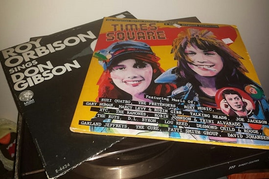 5 spots to score vinyl records in Philadelphia