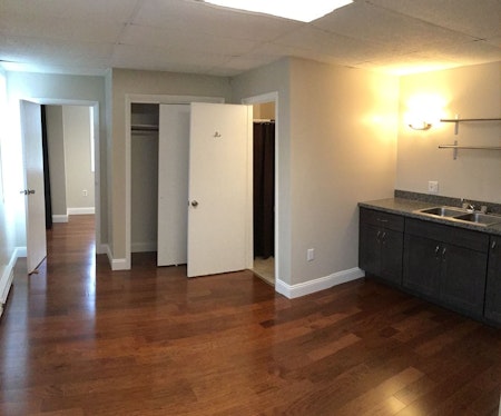 What will $800 per month rent you in Lancaster today?