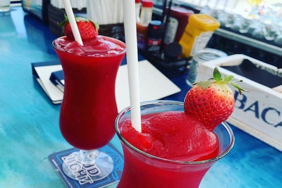 Bo's Beach brings beverages, burgers and more to Fort Lauderdale Beach