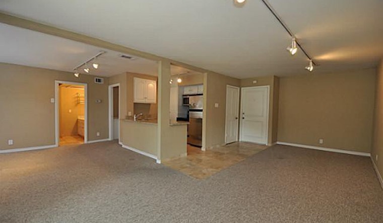 What does $1,200 rent you in Oak Lawn, today?
