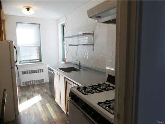 What does $1,600 rent you in Yonkers, today?