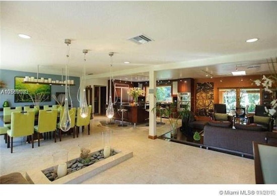 What's the priciest residential rental on the market in Davie?