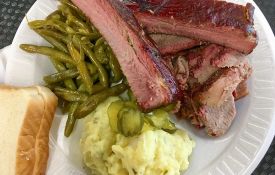 Fowler's Smokin Soul Food brings soul food fare to Pecan Springs Springdale
