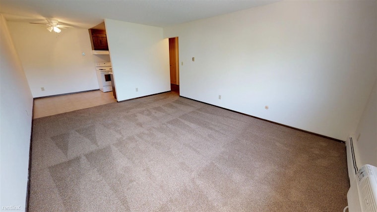 What does $800 rent you in Saint Paul, today?