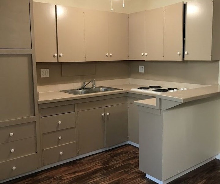 What will $800 rent you in Fresno, right now?