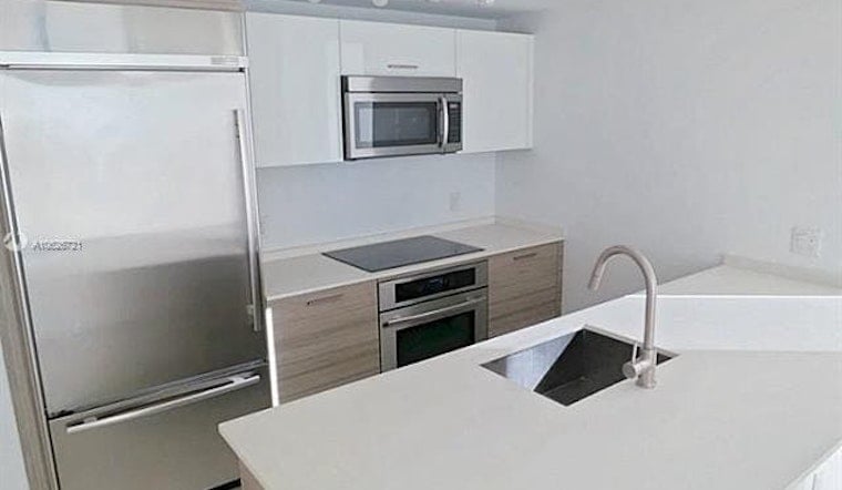 Renting in Brickell: What will $2,100 get you?