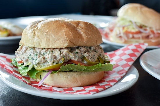 New Hyde Park Italian spot Uncle Nicky's opens its doors