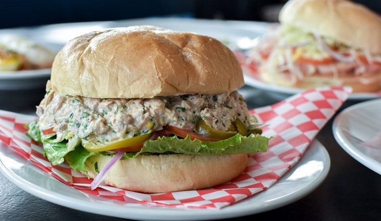 New Hyde Park Italian spot Uncle Nicky's opens its doors