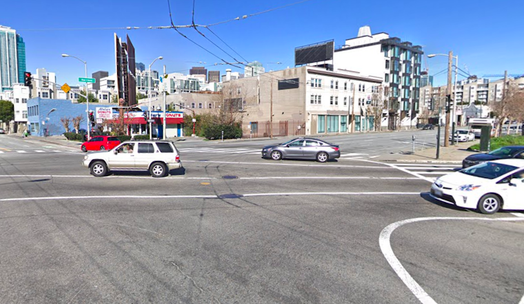 Woman in critical condition after man stabs her with ice pick for 'no reason'