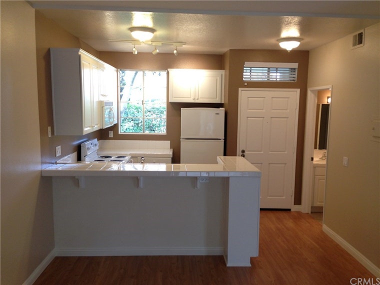 Renting in Huntington Beach: What will $1,700 get you?