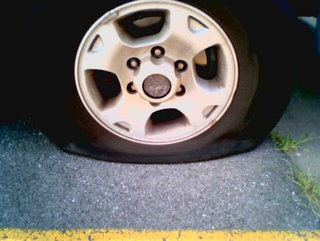 Vandal slashes 18 tires on Noe Valley block