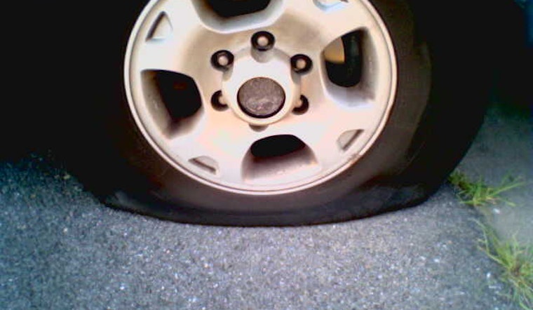Vandal slashes 18 tires on Noe Valley block