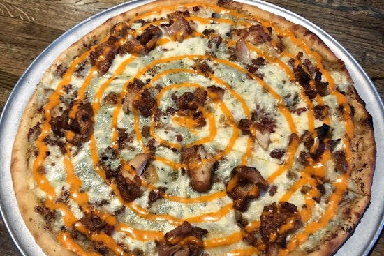 Harley’s Pizza & Wings brings signature pizzas, brews and more to Coral Shores