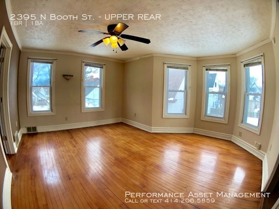 What will $800 rent you in Riverwest, right now?
