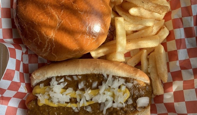 Lola’s Coney Island brings hot dogs and more to Humboldt Park