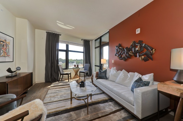 What will $2,500 rent you in Arlington, right now?