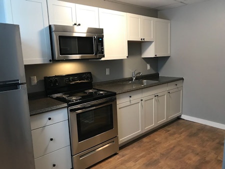 What will $700 rent you in York, right now?