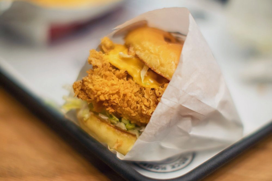 Rock House Sliders makes Century City debut, with burgers and more