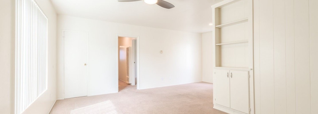 What's the cheapest rental available in Ocean Beach, right now?