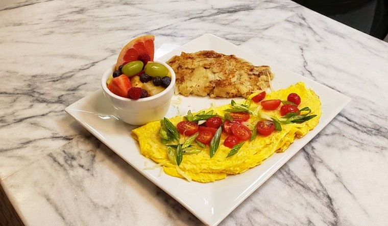 Mono Diner brings traditional American fare, old Hollywood flair to Georgetown