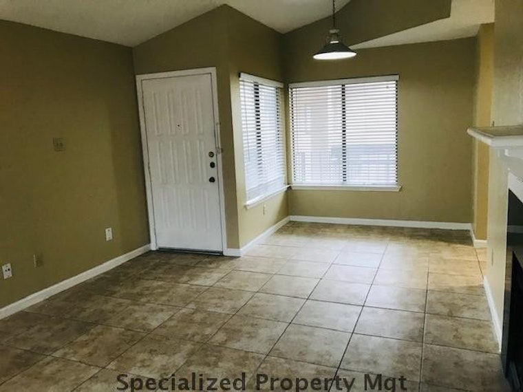 Check out today's cheapest rentals in Far North, Dallas