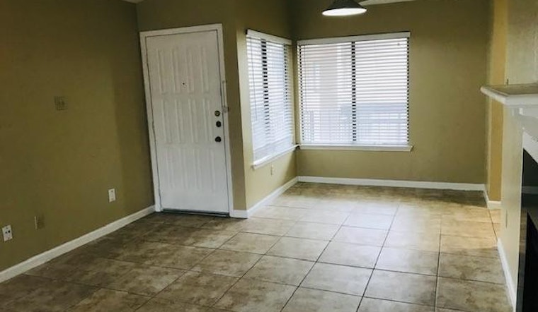 Check out today's cheapest rentals in Far North, Dallas