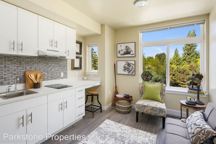 What's the cheapest rental available in Seattle, right now?