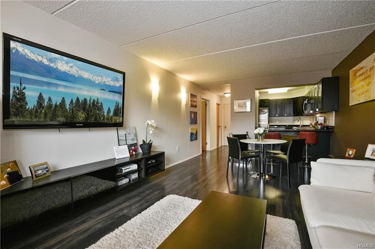 What will $2,200 rent you in New Rochelle, right now?