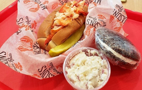 Get seafood and more at Inner Harbor's new Mason's Famous Lobster Rolls