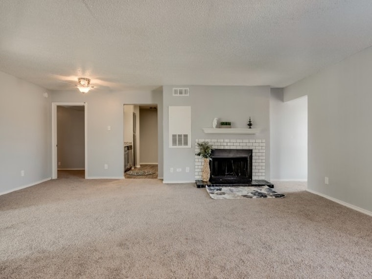 What's the cheapest rental available in Northeast Dallas, right now?