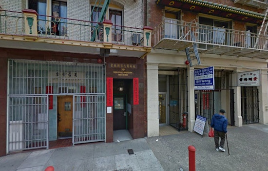 Early Morning 2-Alarm Fire Injures 1 In Chinatown