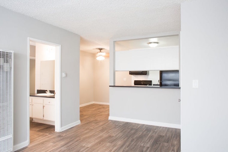 What will $1,600 rent you in Reseda, right now?
