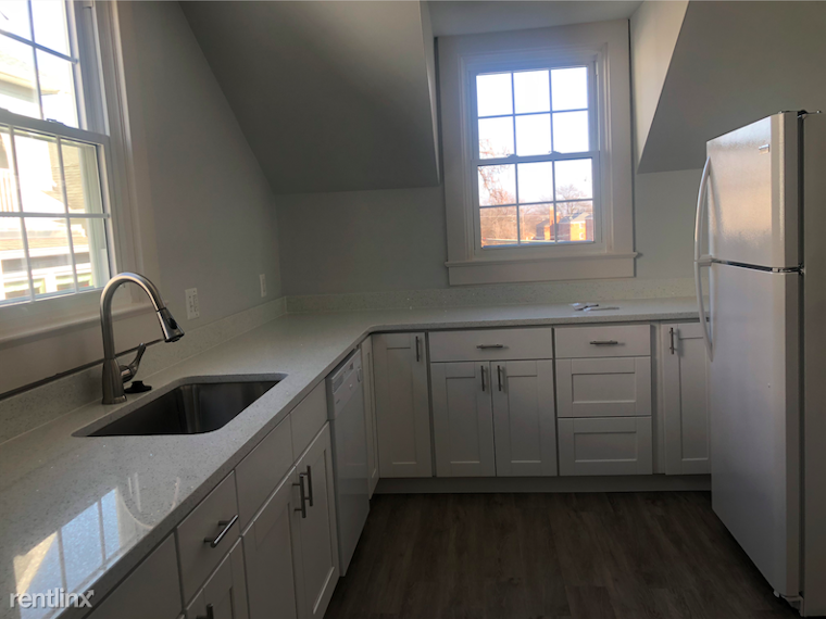 Renting in Arlington: What will $1,700 get you?