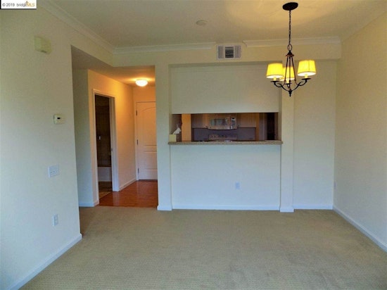 What will $2,100 rent you in Walnut Creek, right now?