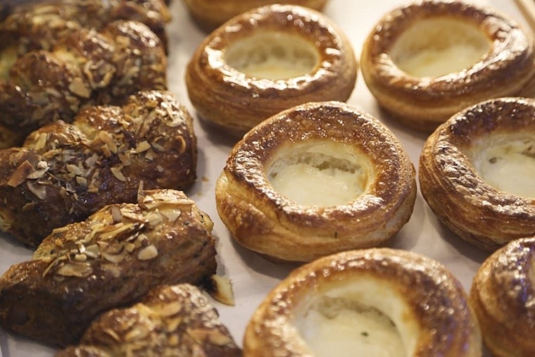 New Rittenhouse bakery Paris Baguette opens its doors