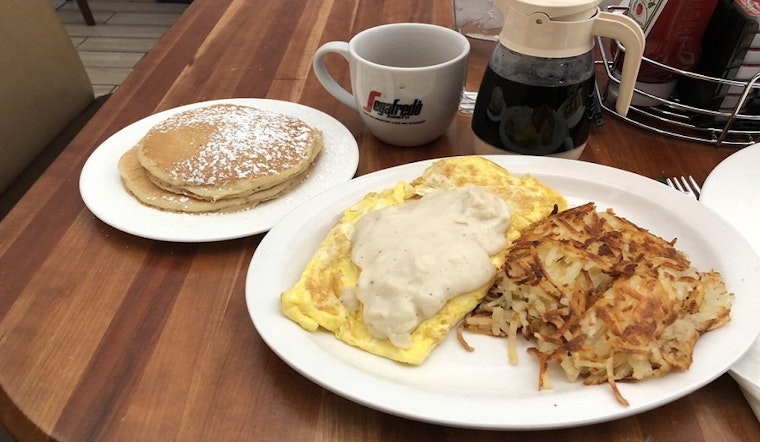 New traditional American spot Eggsellent Cafe debuts in Oak Lawn