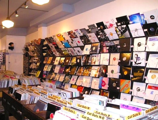 4 top spots for vinyl records in Chicago