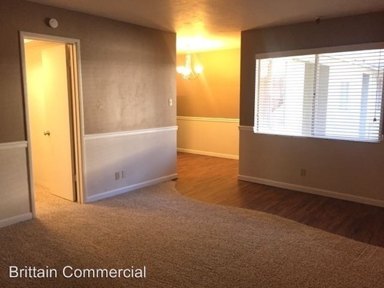 The most inexpensive apartment rentals in Midtown - Winn Park Capital Avenue, Sacramento