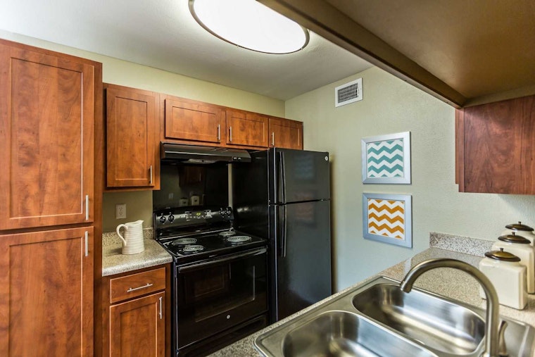 The lowest priced apartment rentals for rent in Garrison Park, Austin