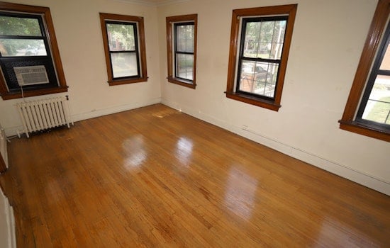 What will $1,000 rent you in Shadyside, right now?