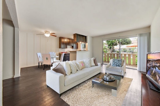 The cheapest apartment rentals for rent in Reseda, Los Angeles